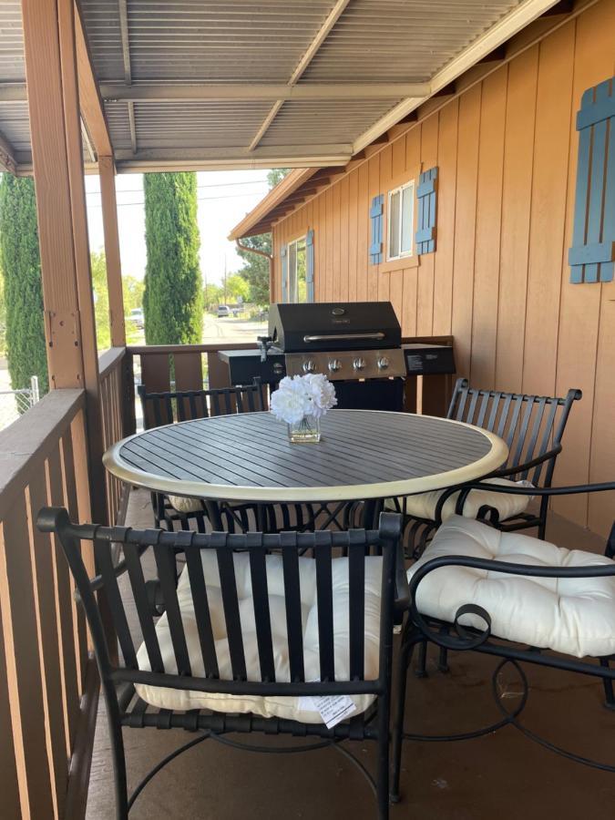 All Season Vacation Home! Котънууд Екстериор снимка